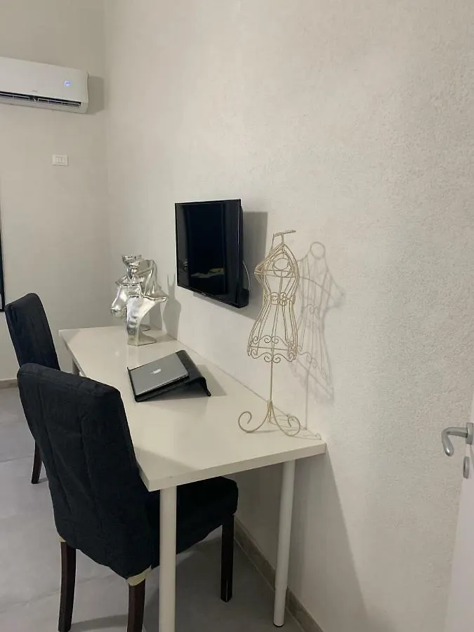 Aus Holiday Catania Villa Italia